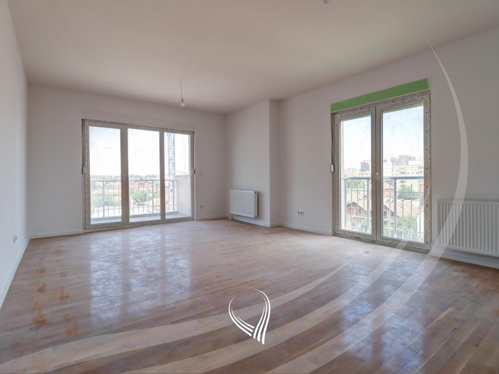 3-bedroom apartment for sale in the Kalabria neighborhood – Emshir1