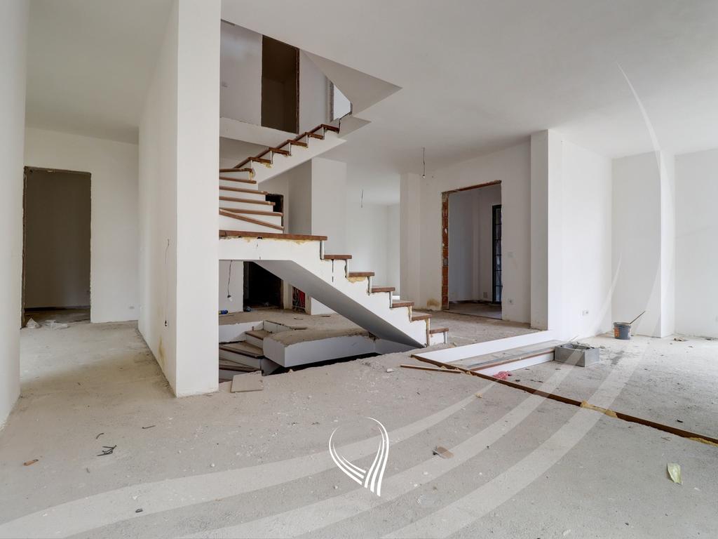 Shtëpi 374.76m2 në shitje në lagjen Royal Green Residence – Zllatar6