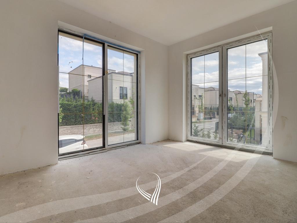 Shtëpi 374.76m2 në shitje në lagjen Royal Green Residence – Zllatar15