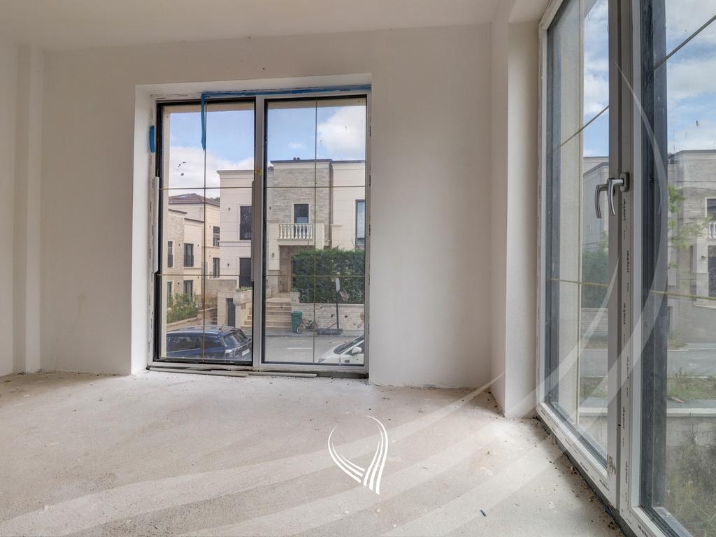 Shtëpi 374.76m2 në shitje në lagjen Royal Green Residence – Zllatar16