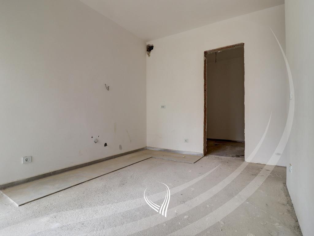 Shtëpi 374.76m2 në shitje në lagjen Royal Green Residence – Zllatar19