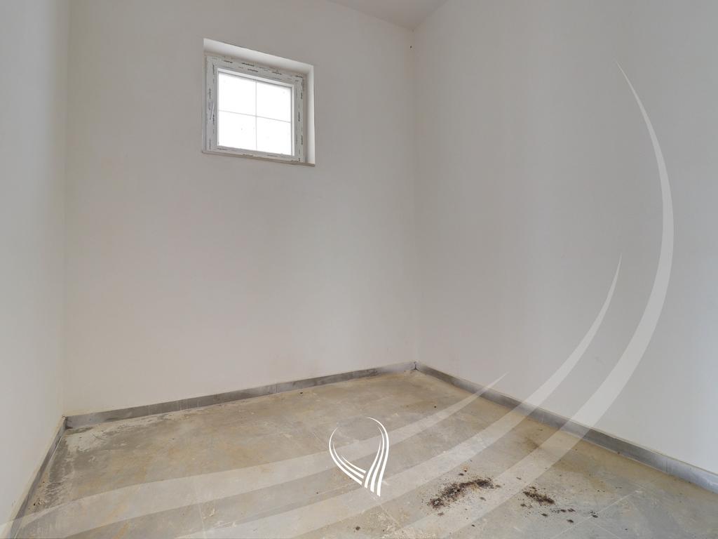 Shtëpi 374.76m2 në shitje në lagjen Royal Green Residence – Zllatar20