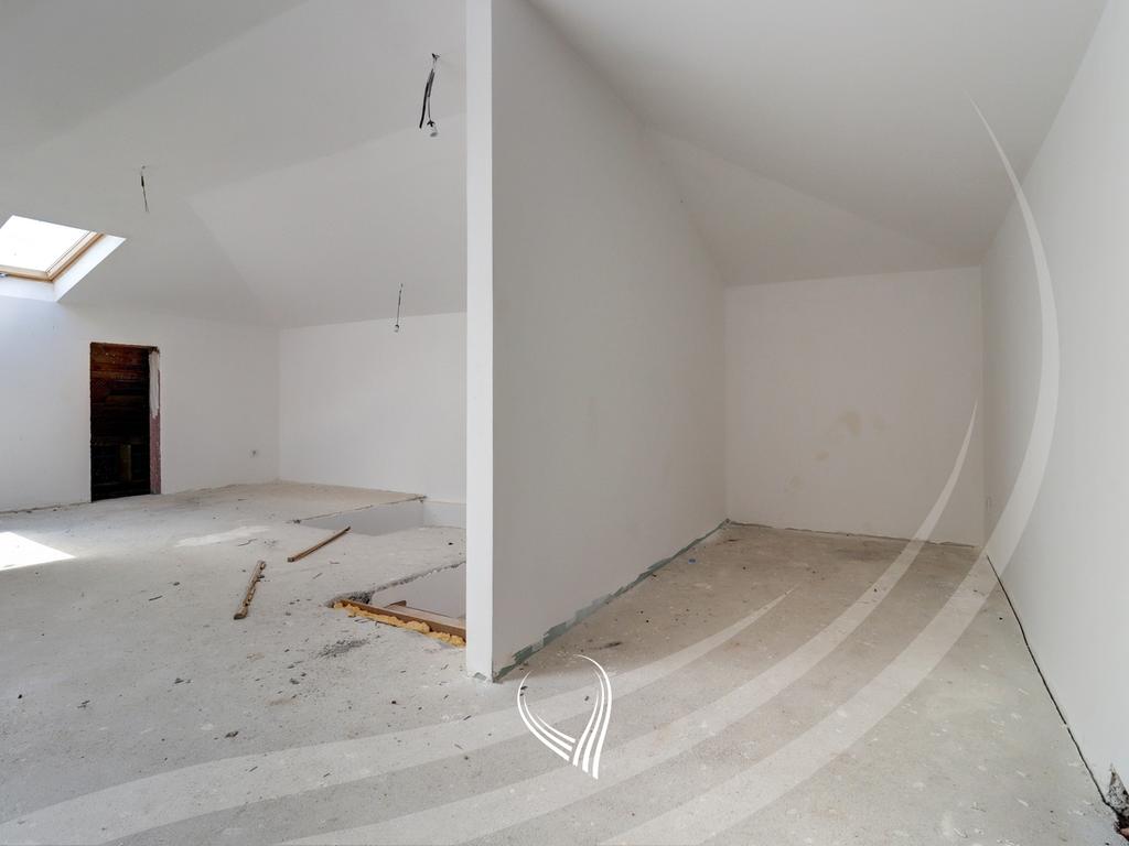 Shtëpi 374.76m2 në shitje në lagjen Royal Green Residence – Zllatar24