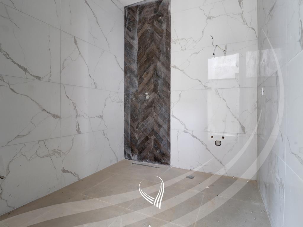 Shtëpi 374.76m2 në shitje në lagjen Royal Green Residence – Zllatar27