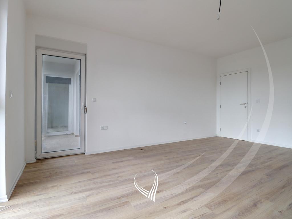 4-bedroom house for sale in Mati 1 neighborhood7