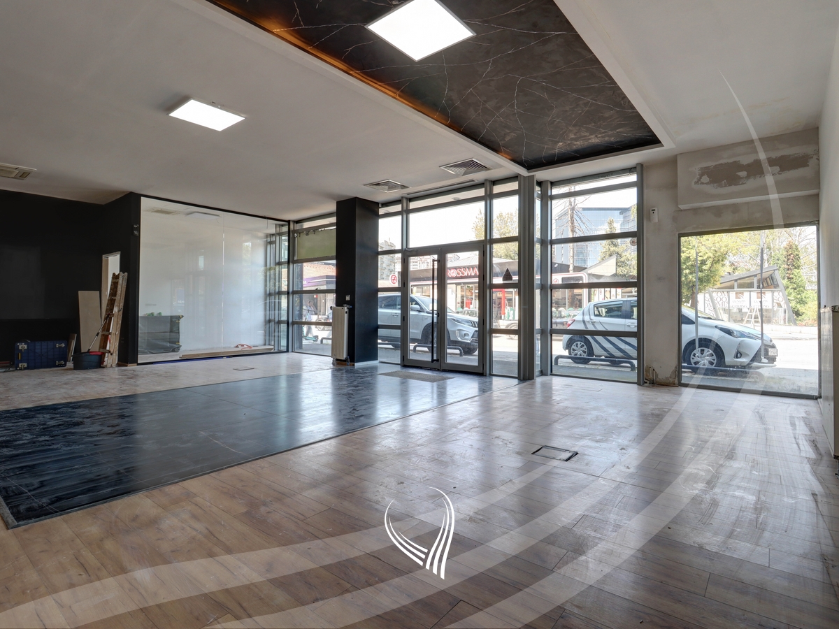 Lokal 600m2 me qira në lagjen Pejton2
