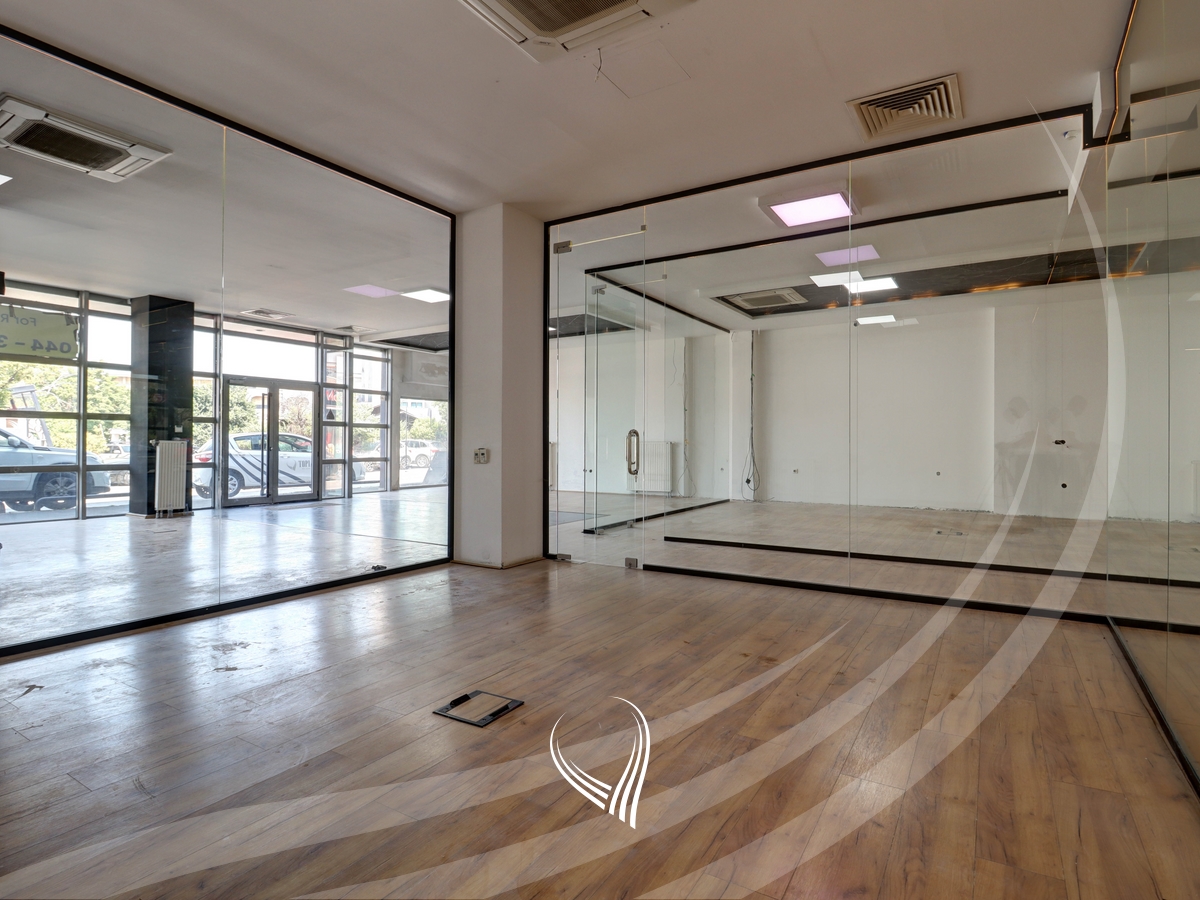 Lokal 600m2 me qira në lagjen Pejton5