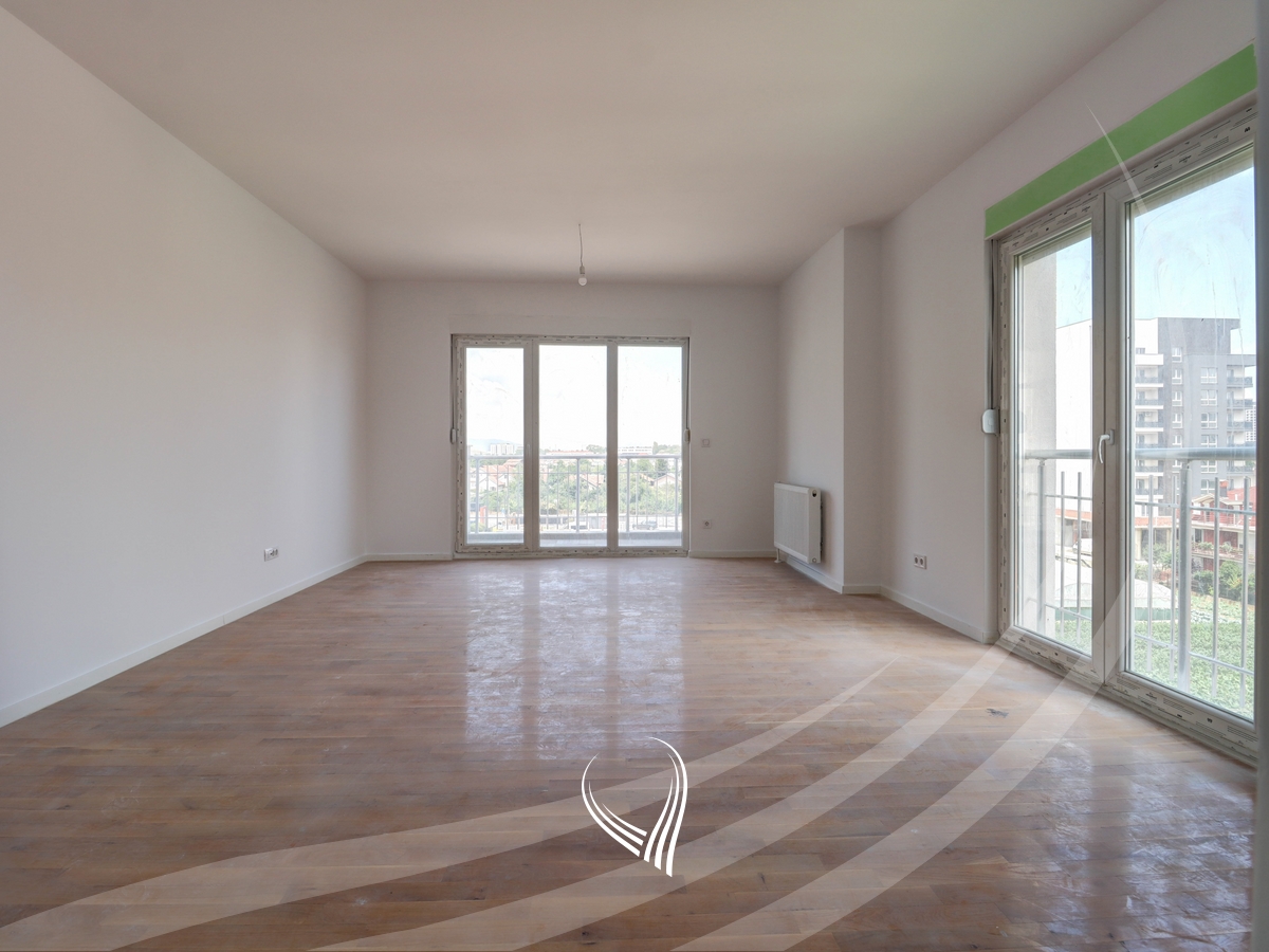 3-bedroom apartment for sale in the Kalabria neighborhood – Emshir2