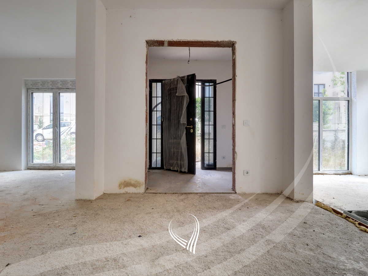 Shtëpi 374.76m2 në shitje në lagjen Royal Green Residence – Zllatar3