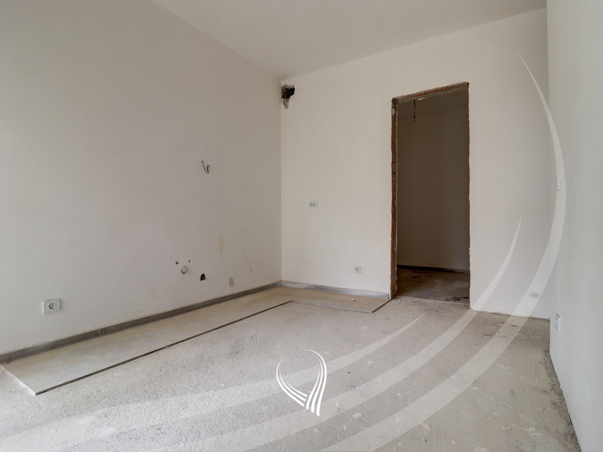 Shtëpi 374.76m2 në shitje në lagjen Royal Green Residence – Zllatar19