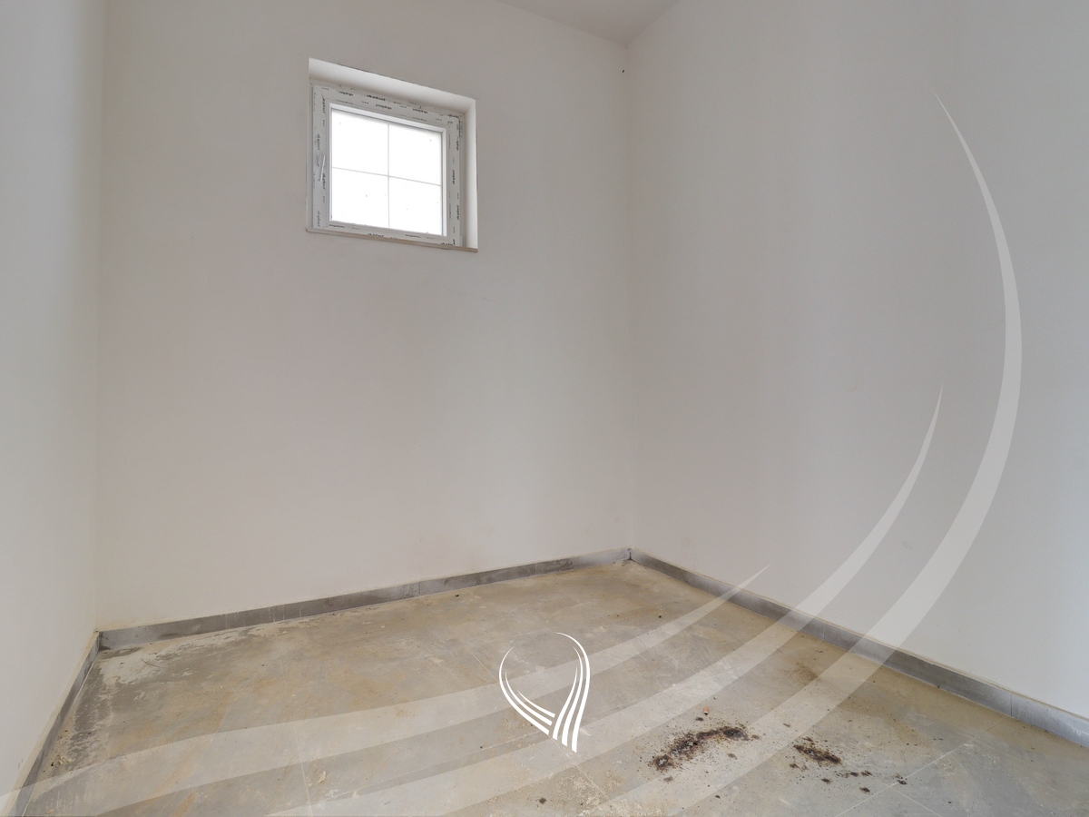 Shtëpi 374.76m2 në shitje në lagjen Royal Green Residence – Zllatar20