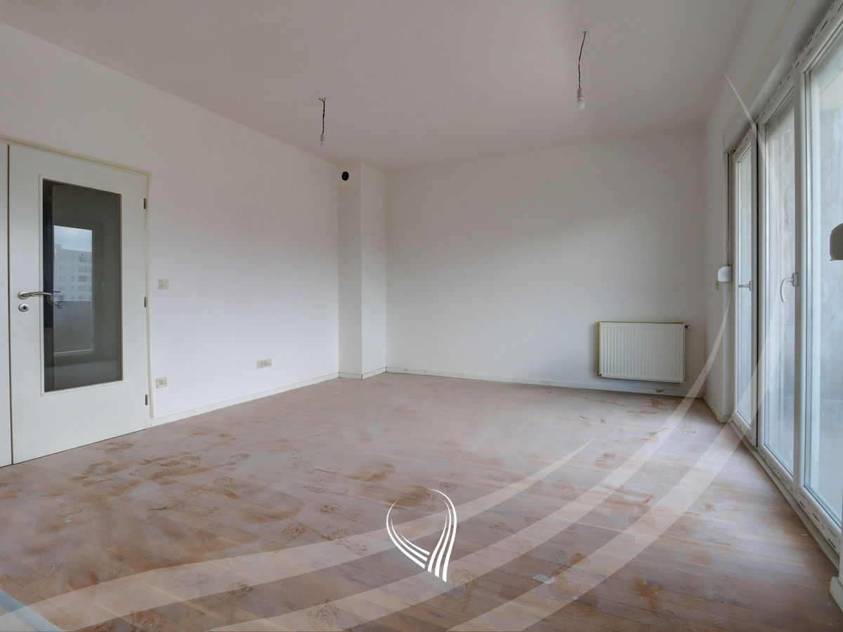 Banesë me 3 dhoma gjumi në shitje në lagjen Kalabria – Emshir4