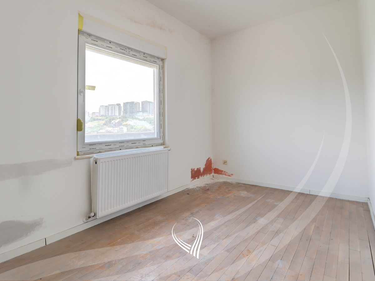 Banesë me 3 dhoma gjumi në shitje në lagjen Kalabria – Emshir9