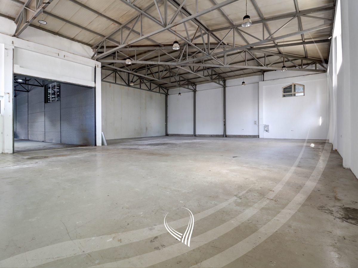 Depo 1,200m2 me qira në Llapllasellë5