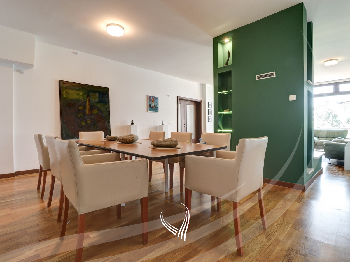 Shtëpi 400m2 në shitje në lagjen Taslixhe9
