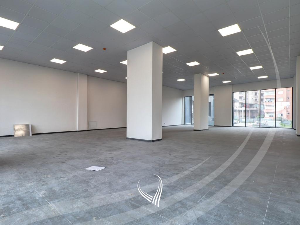 Premises 177.73 m2 for sale in the Bregu i Diellit neighborhood – VA Residence 13