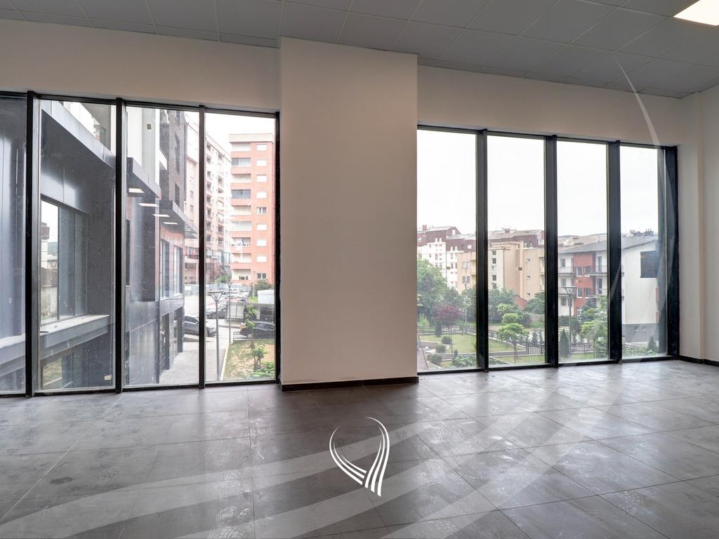 Premises 177.73 m2 for sale in the Bregu i Diellit neighborhood – VA Residence 15