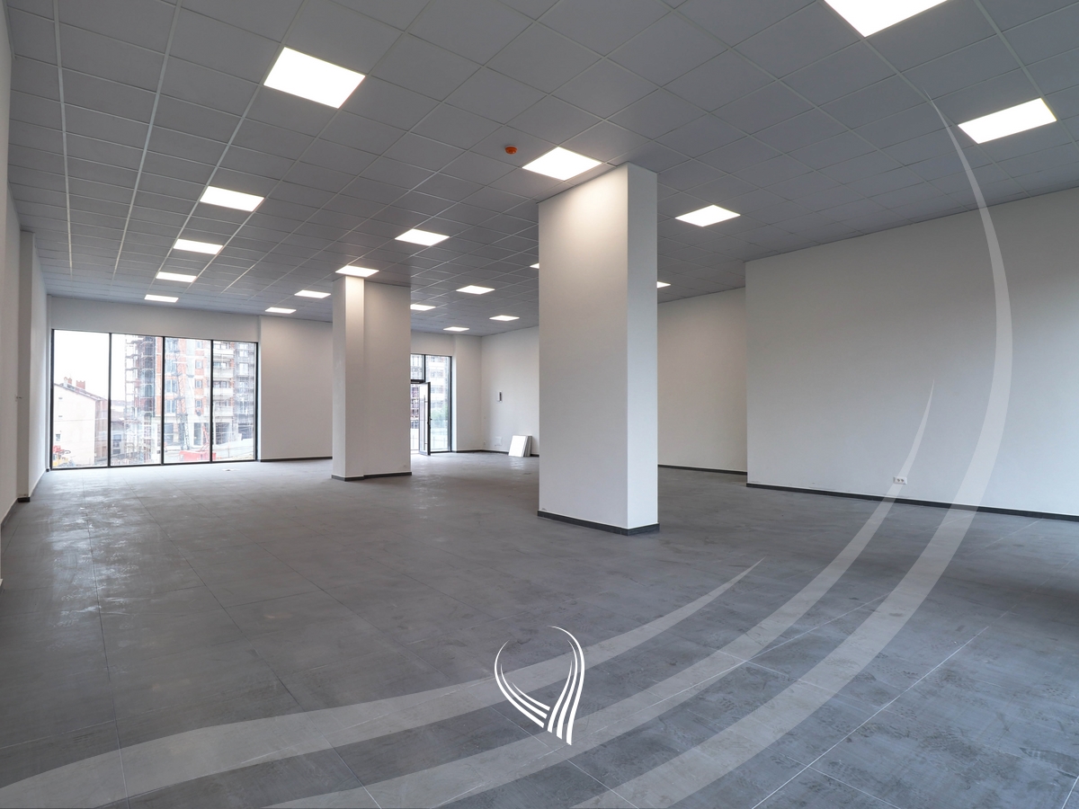 Premises 177.73 m2 for sale in the Bregu i Diellit neighborhood – VA Residence 14