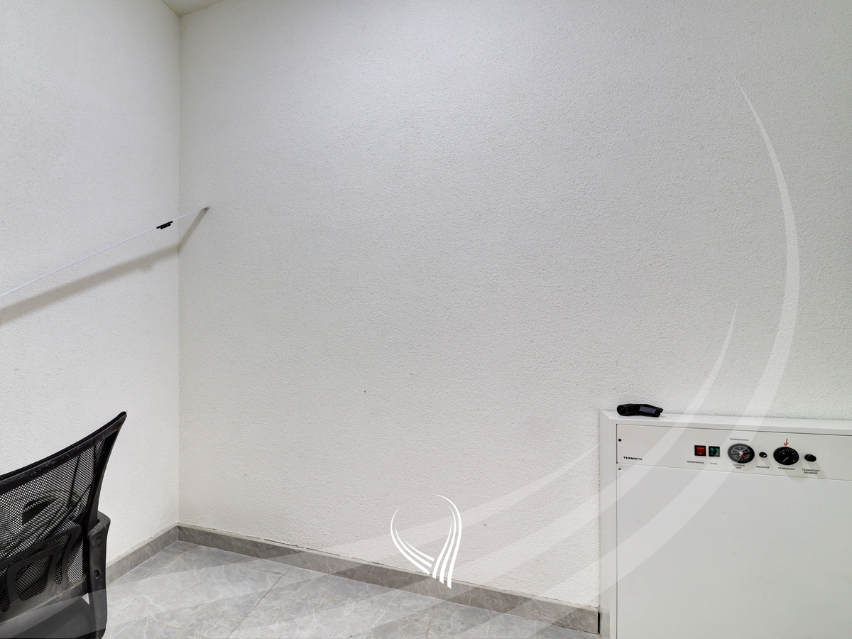 Penthouse me 3 dhoma gjumi me qira në lagjen Mati 1 – Model Slovenia11