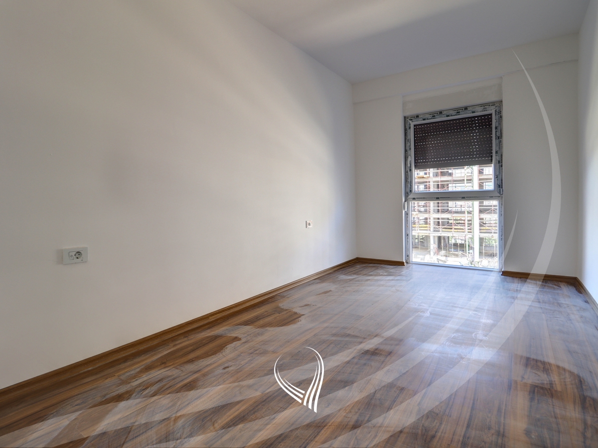 Banesë me 1 dhomë gjumi në shitje në lagjen Prishtina e Re3