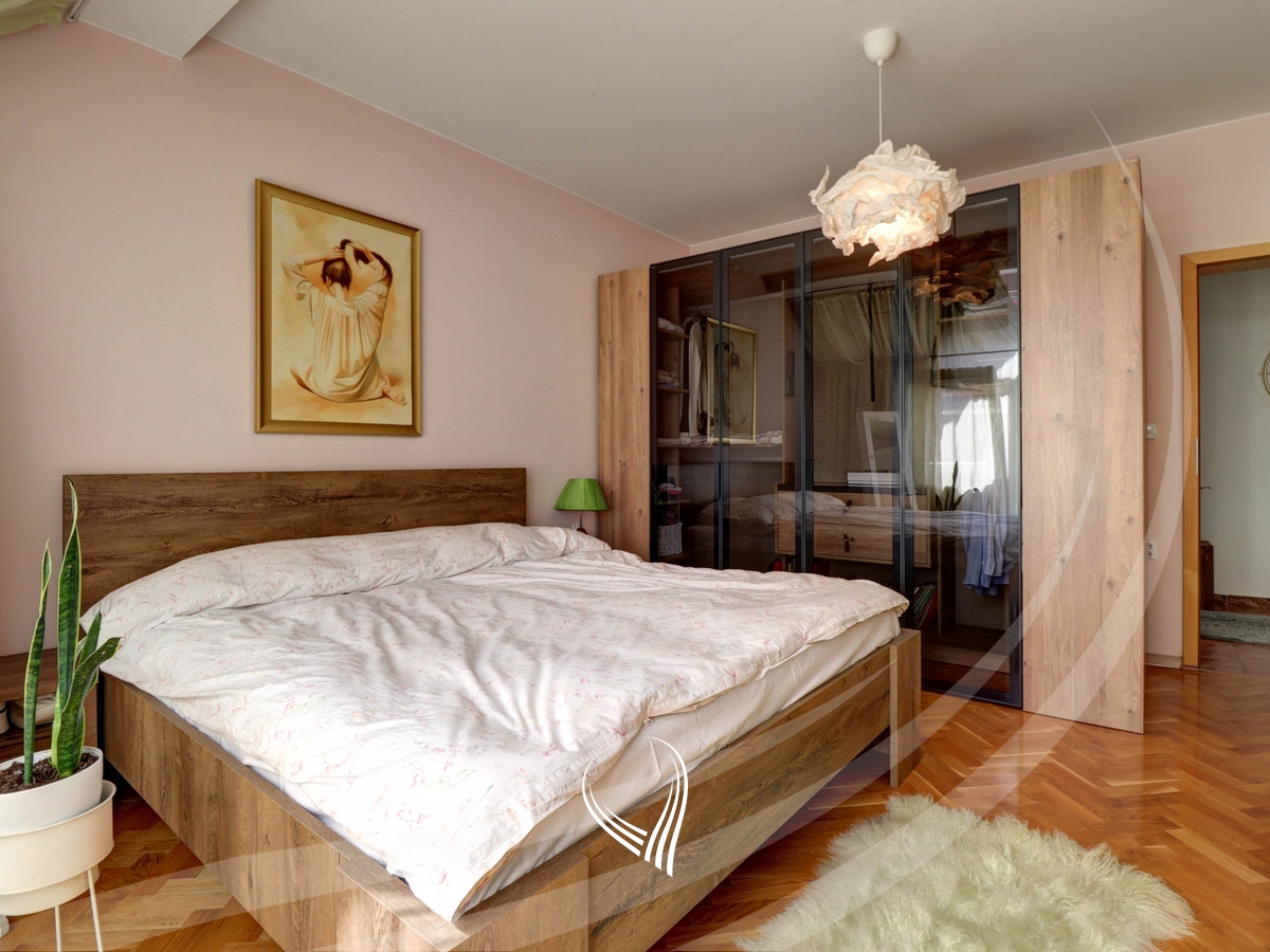 3-bedroom apartment for rent in the Pejton neighborhood12