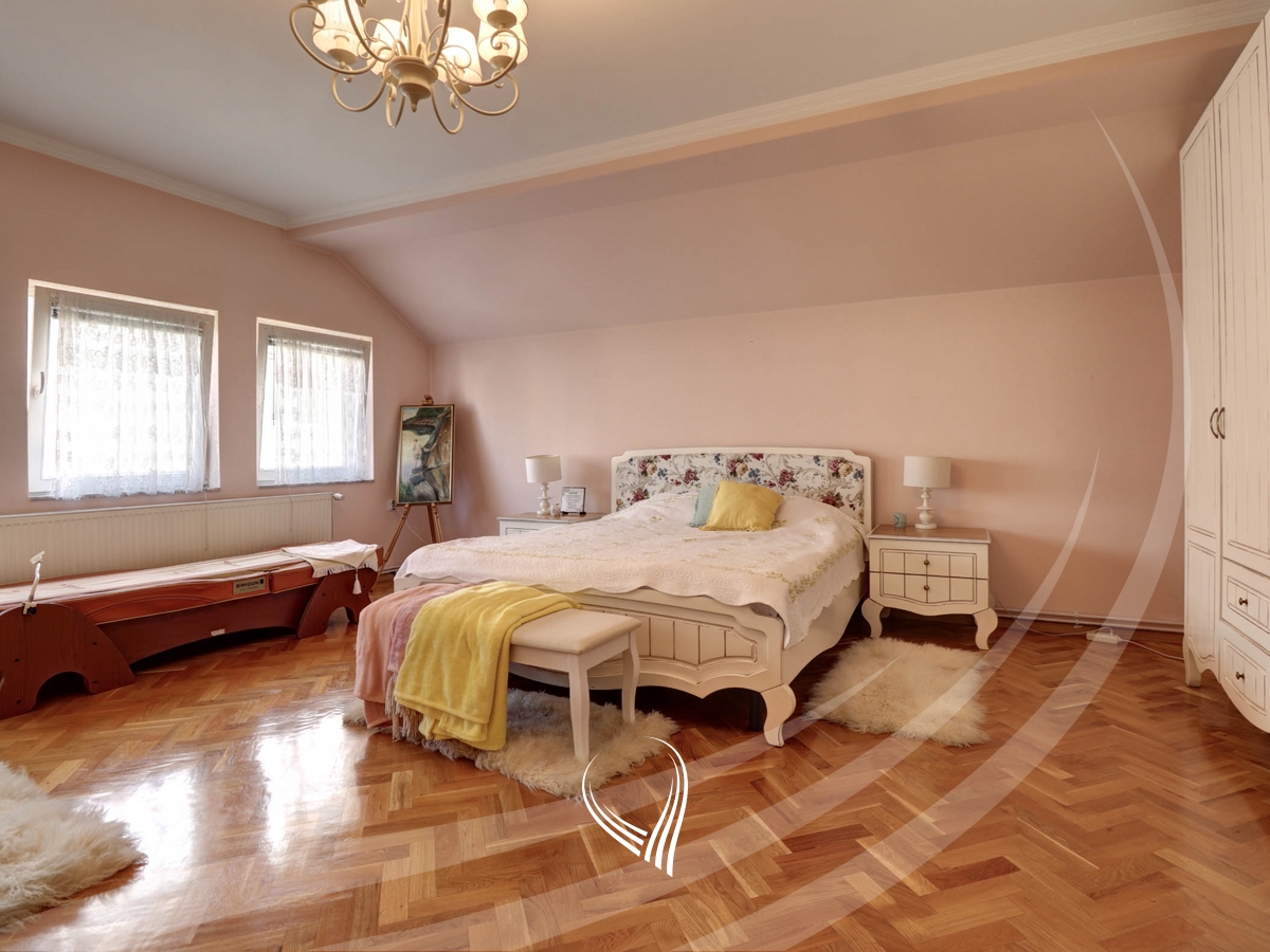 3-bedroom apartment for rent in the Pejton neighborhood13