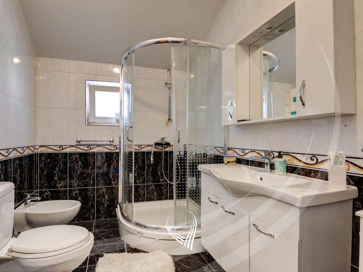 3-bedroom apartment for rent in the Pejton neighborhood20