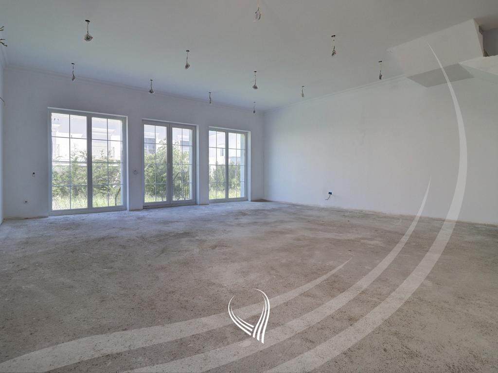 4-bedroom house for sale in Bërnicë - Chelsea Point1