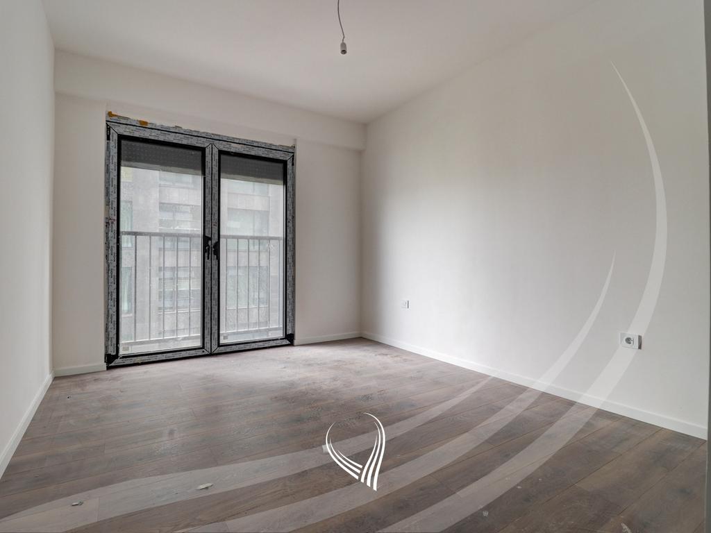 Zyre me 3 dhoma pune me qira në lagjen Lakrishtë – Prime Residence 33