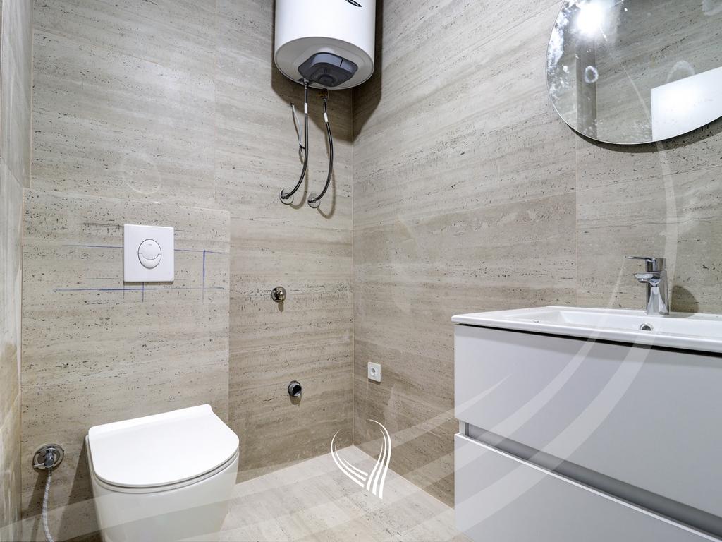 Zyre me 3 dhoma pune me qira në lagjen Lakrishtë – Prime Residence 39