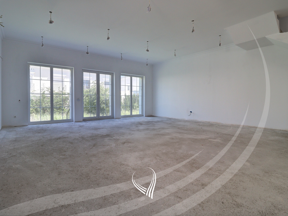 4-bedroom house for sale in Bërnicë - Chelsea Point1