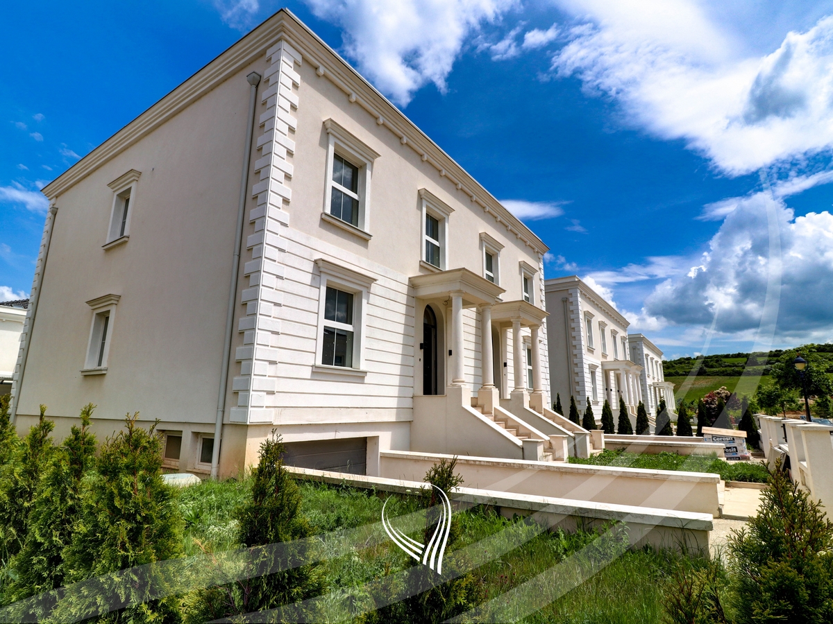 4-bedroom house for sale in Bërnicë - Chelsea Point0
