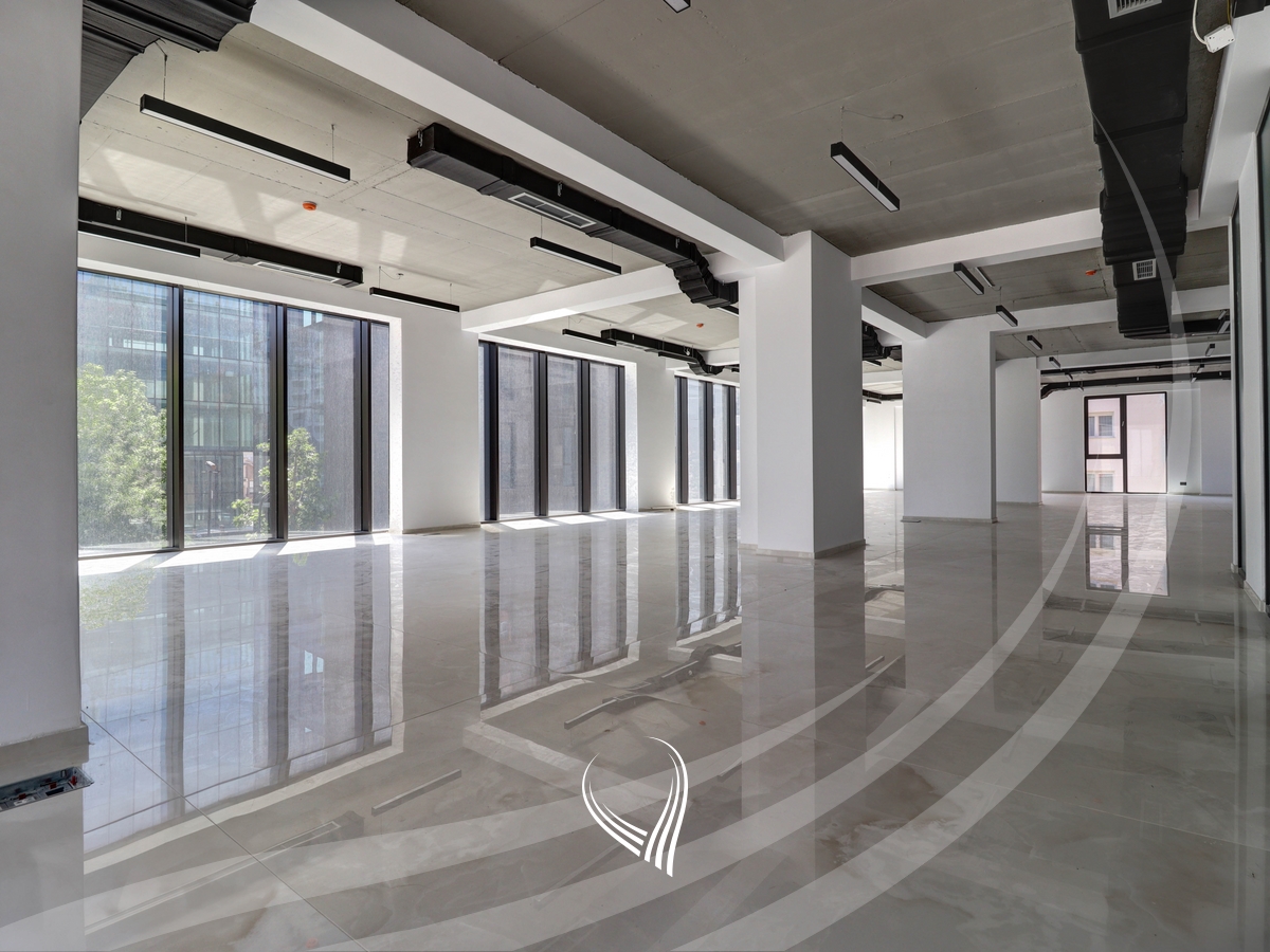 Lokal 297.83m2 me qira në lagjen Mati 1