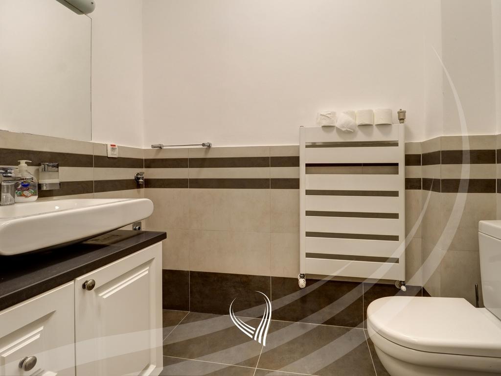 3-bedroom house for sale in International Village22