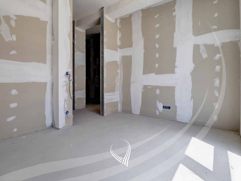 Tarracier 160.8m2 në shitje në lagjen Marigona Hill6
