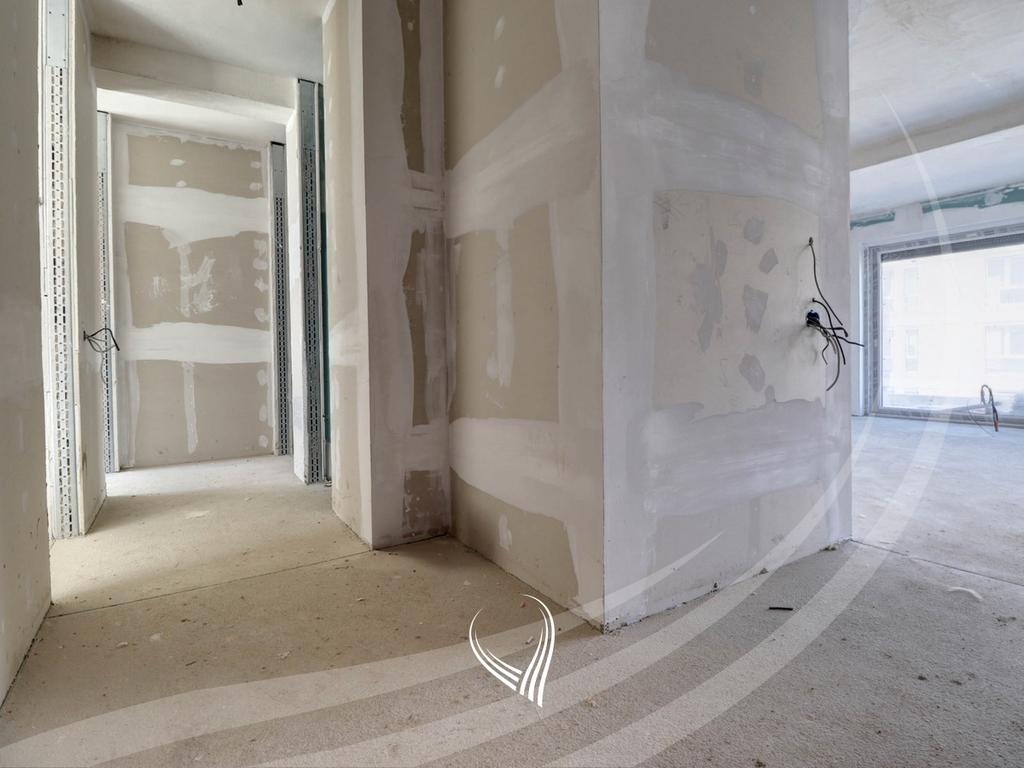 Tarracier 160.8m2 në shitje në lagjen Marigona Hill7
