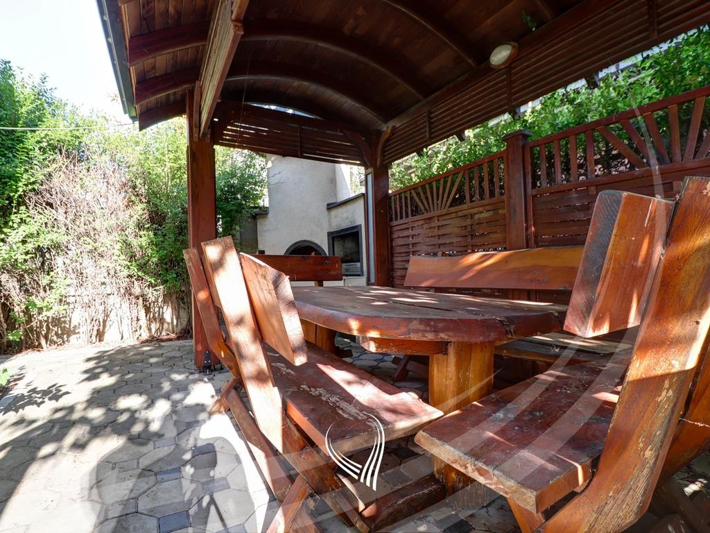 4-bedroom house for rent in the Arbëria – Dragodan neighborhood28