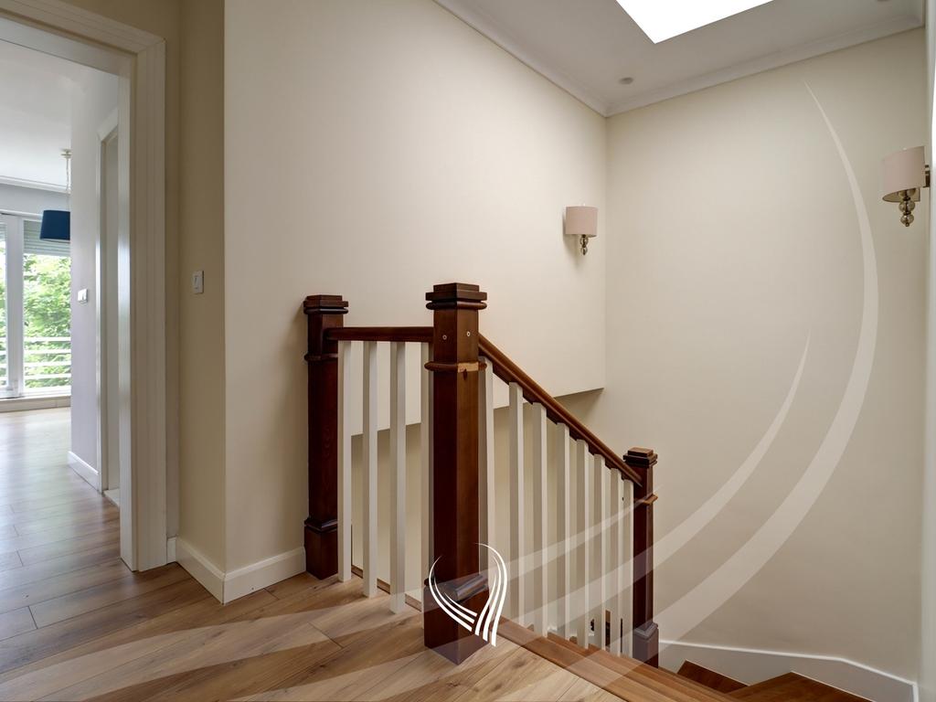 Shtëpi 222m2 në shitje në lagjen Marigona Residence16
