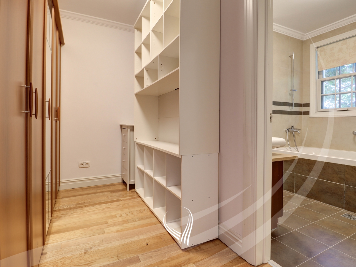 3-bedroom house for sale in International Village23