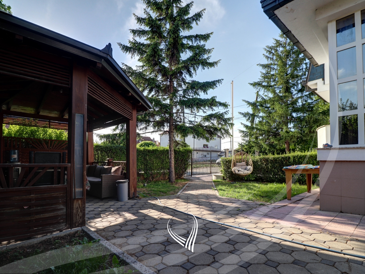 4-bedroom house for rent in the Arbëria – Dragodan neighborhood29