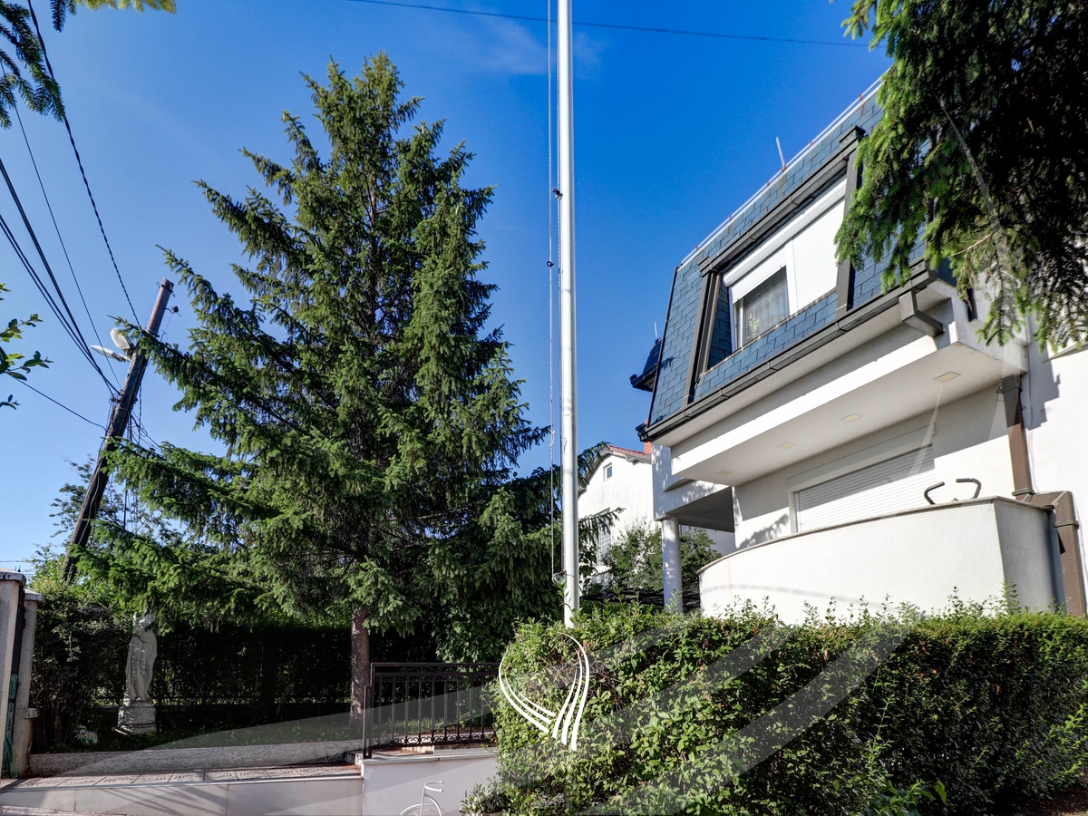 4-bedroom house for rent in the Arbëria – Dragodan neighborhood37