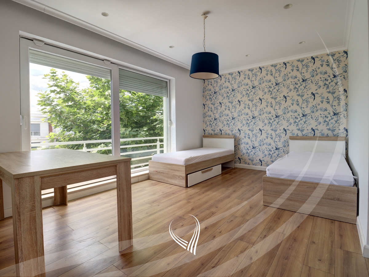 Shtëpi 222m2 në shitje në lagjen Marigona Residence12