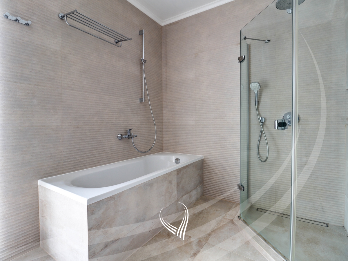 Shtëpi 222m2 në shitje në lagjen Marigona Residence21