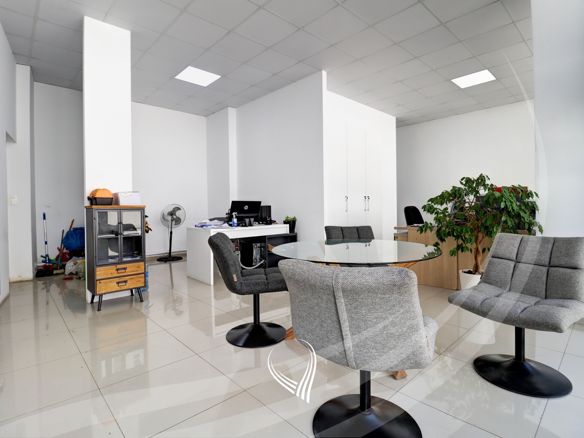 Local 69.46m2 for sale in the Kalabria – Emshir neighborhood1