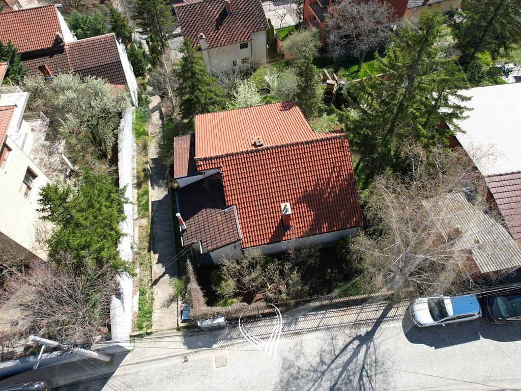 Shtepi 300m2 në shitje në lagjen Taslixhe4