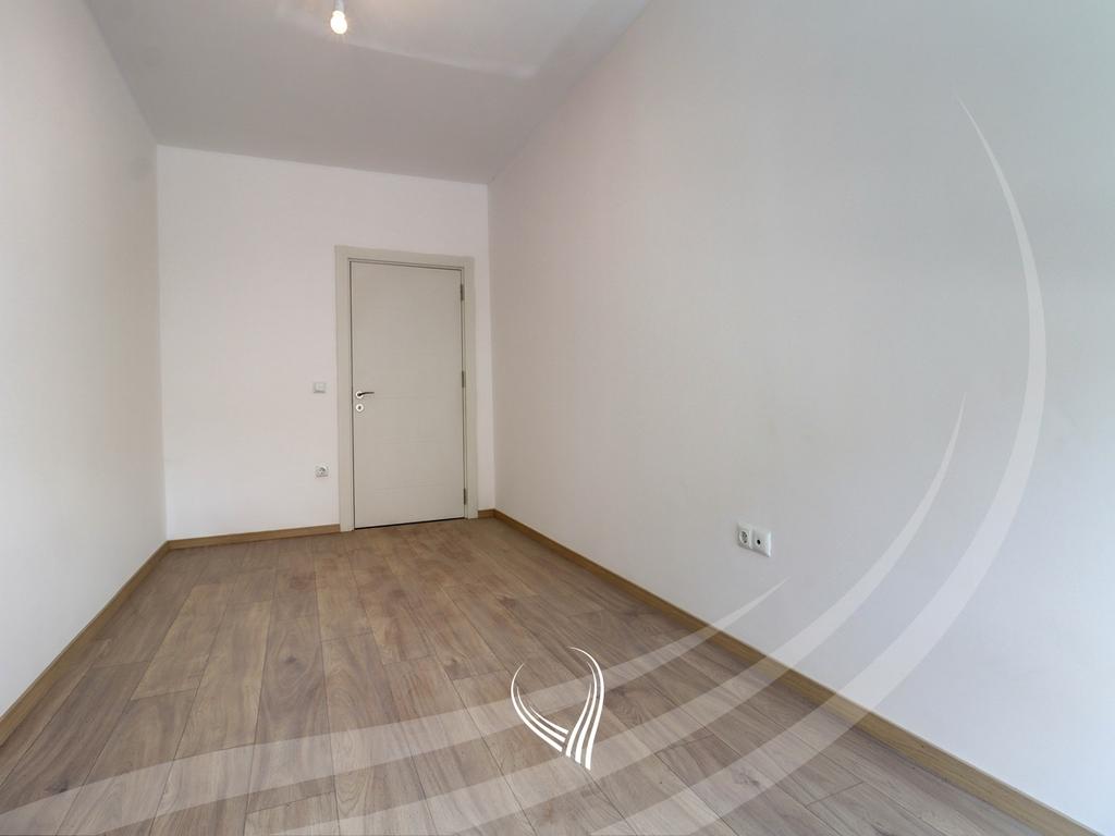 Banesë me 2 dhoma gjumi në shitje në lagjen Tophane7