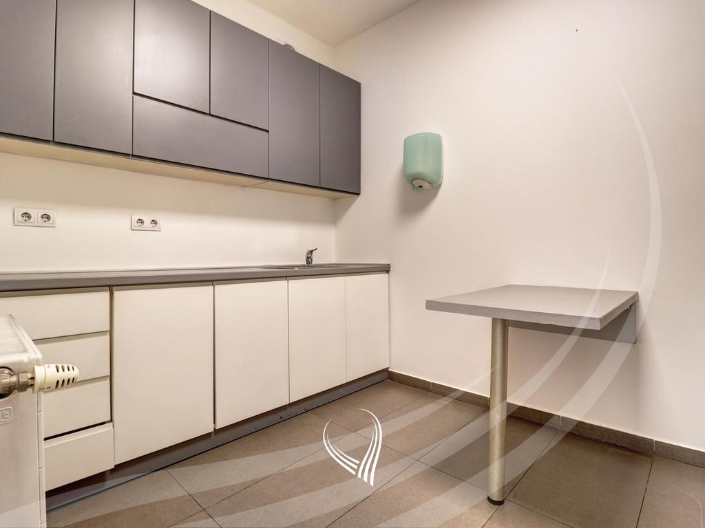 Lokal 188.10m2 në shitje në lagjen Qafa9