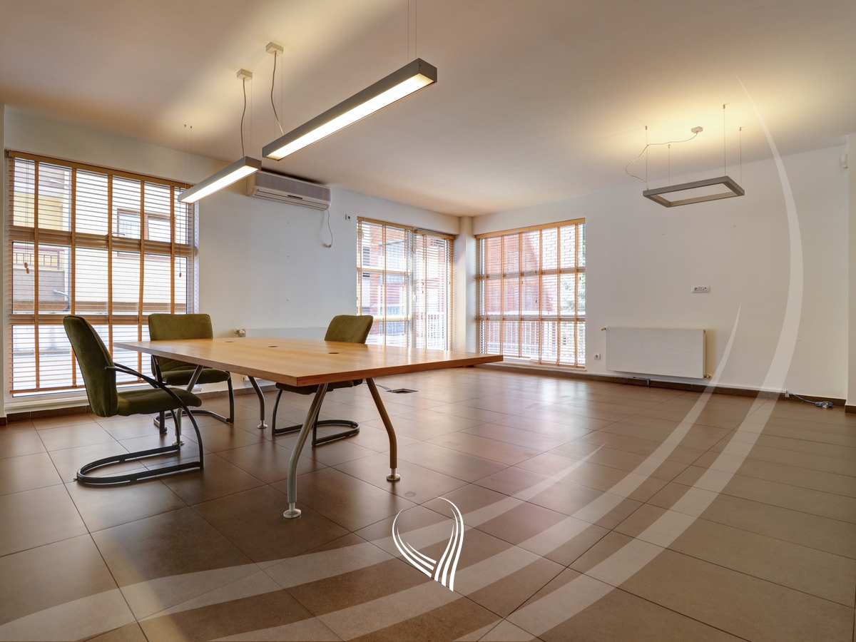 Lokal 188.10m2 në shitje në lagjen Qafa2