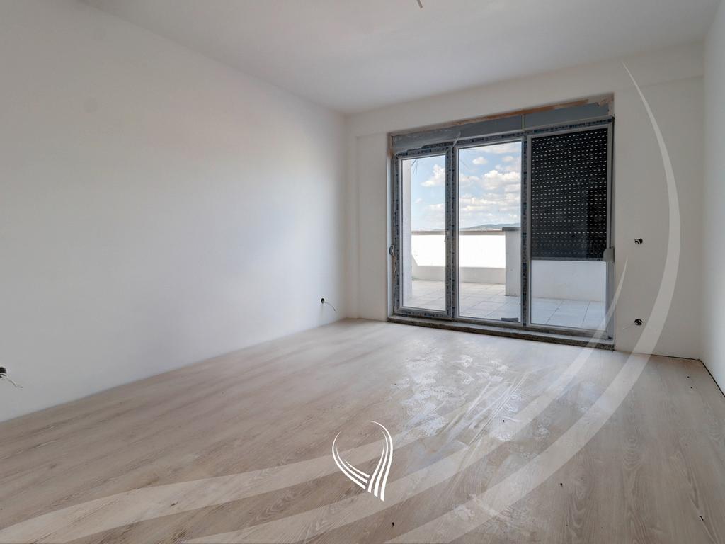 Penthouse with 4 bedrooms for sale in the Prishtina e Re neighborhood6