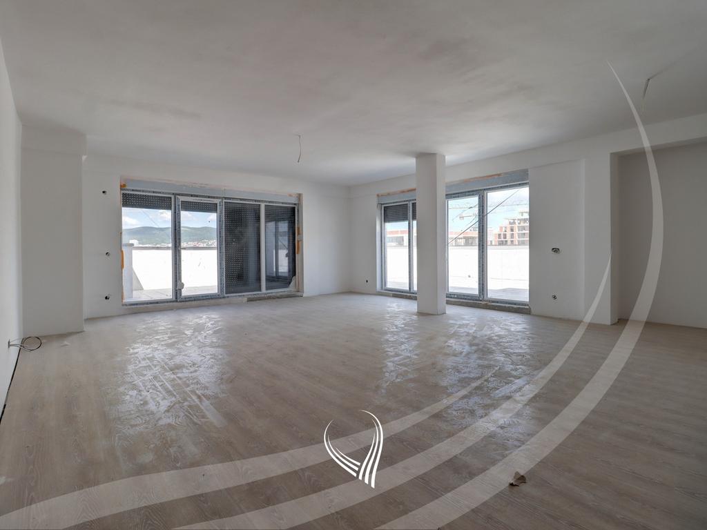 Penthouse with 3 bedrooms for sale in the Prishtina e Re neighborhood